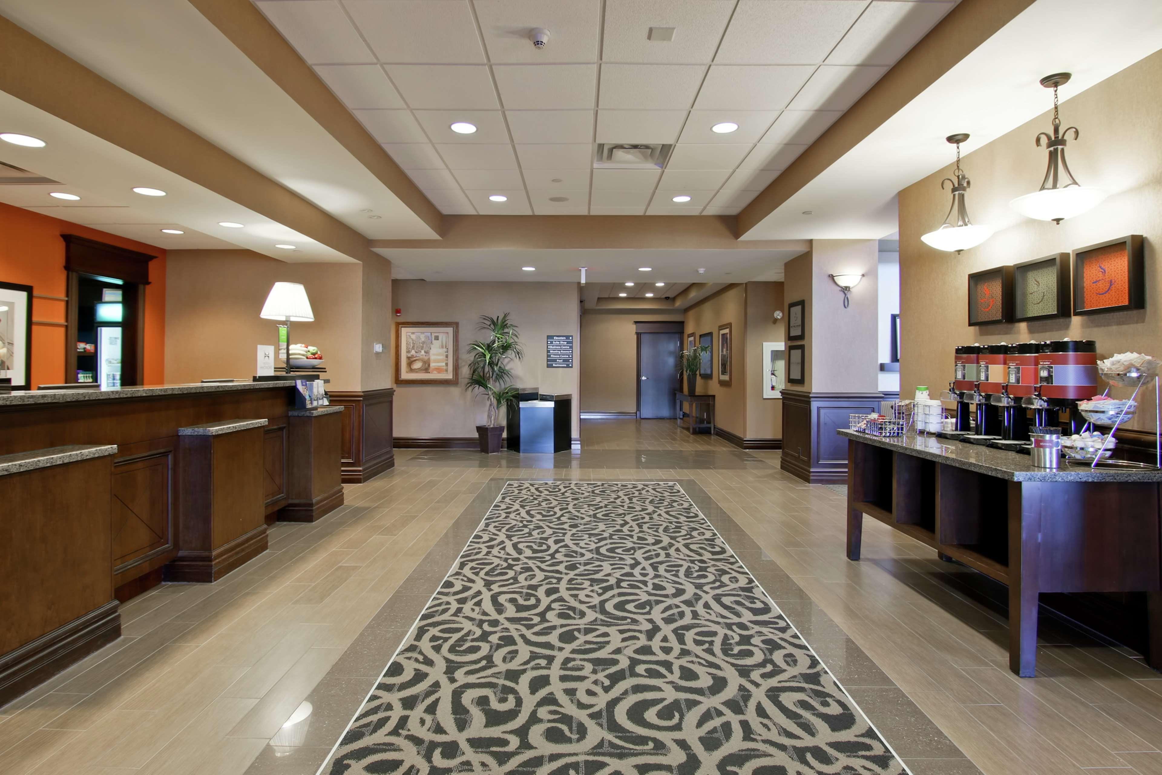 Hampton Inn By Hilton North Bay Exteriör bild