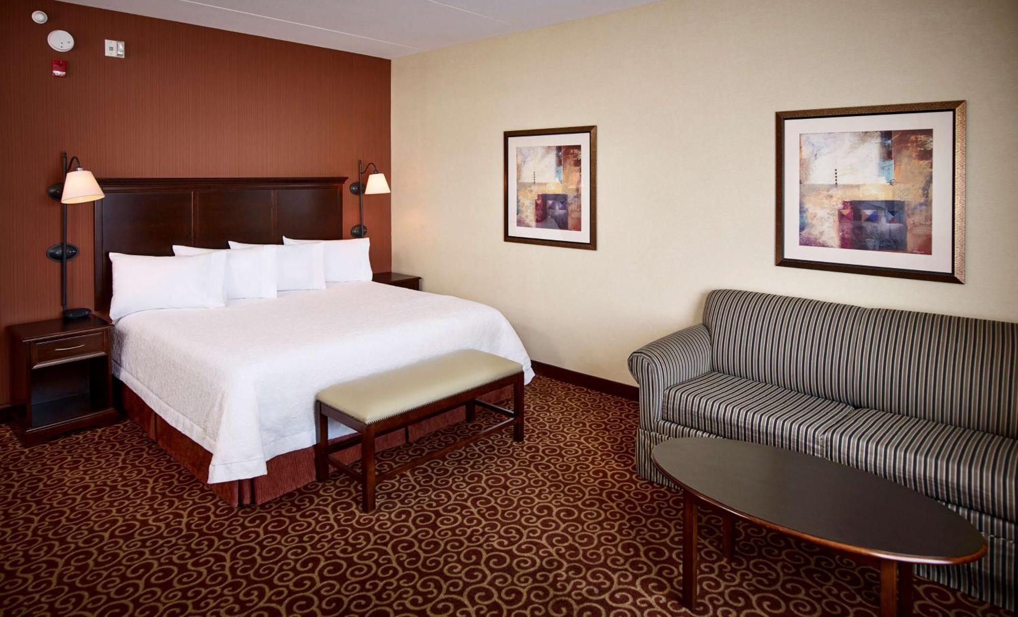 Hampton Inn By Hilton North Bay Exteriör bild