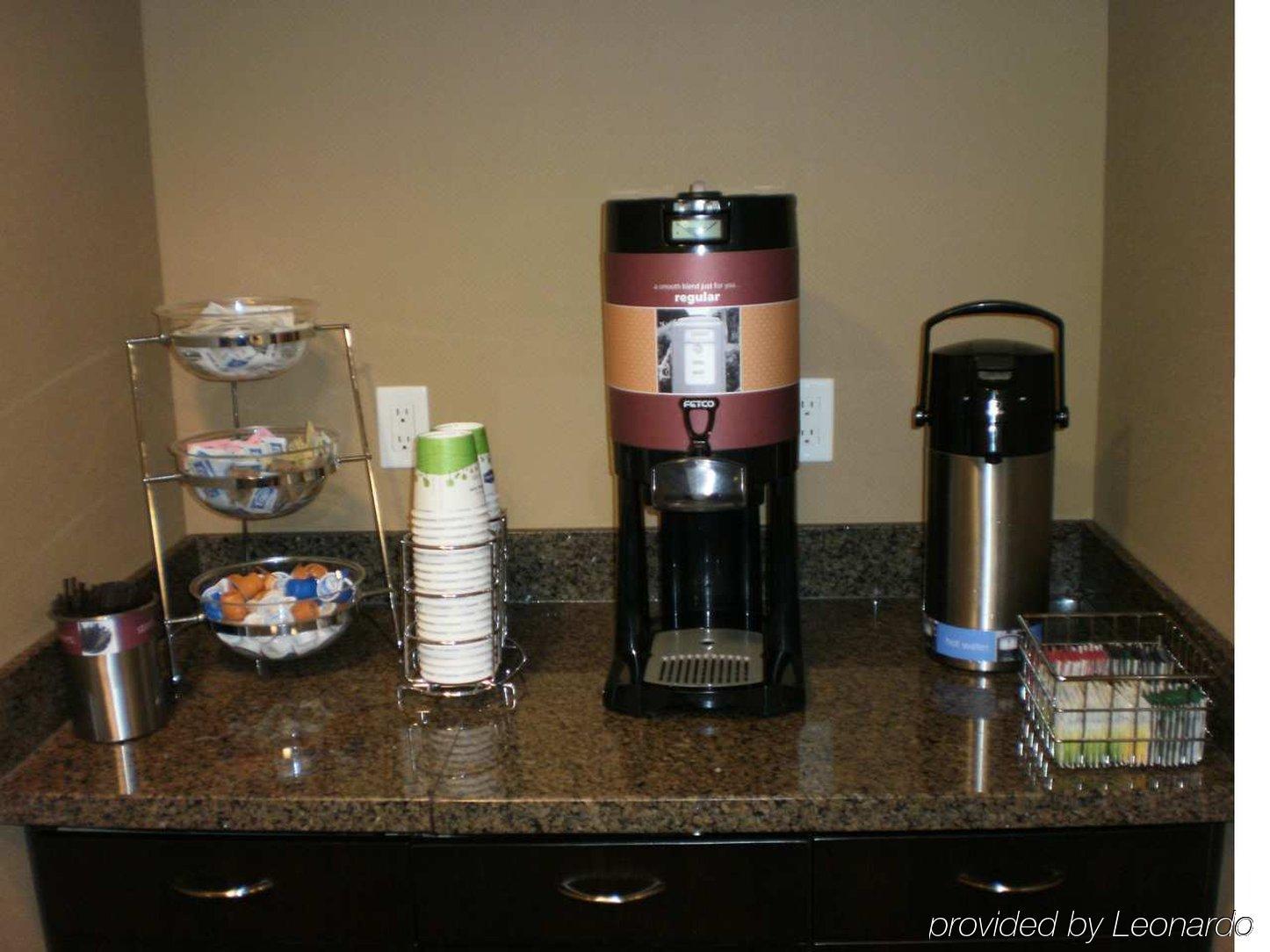 Hampton Inn By Hilton North Bay Restaurang bild
