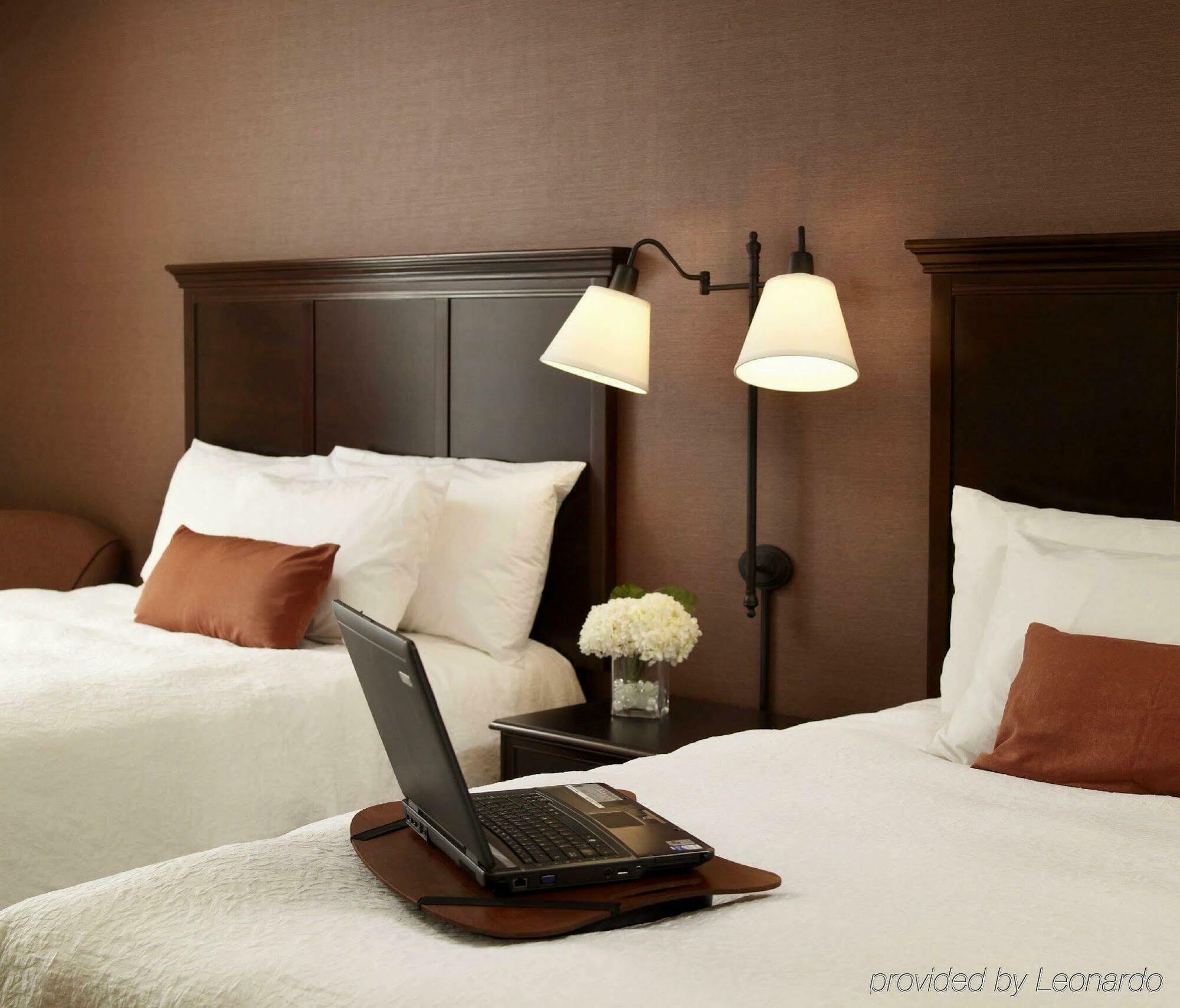 Hampton Inn By Hilton North Bay Exteriör bild