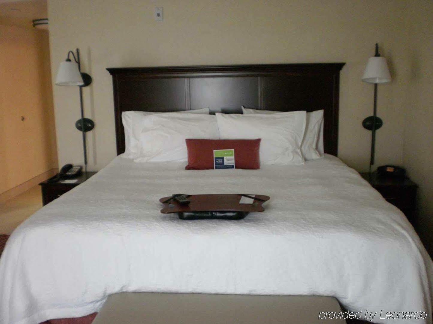 Hampton Inn By Hilton North Bay Rum bild