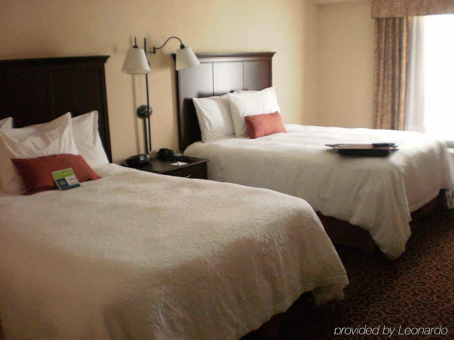 Hampton Inn By Hilton North Bay Exteriör bild